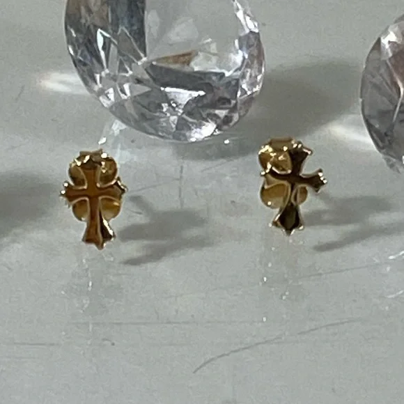 14K YELLOW GOLD cross crucifix studs ✝️ MADE IN TURKEY - Picture 5 of 15
